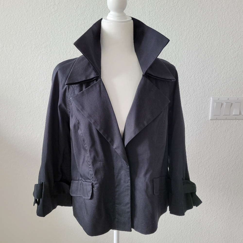 NWOT ELLE Ladie's Bkack Jacket with Bow 3/4 Sleeves, size S